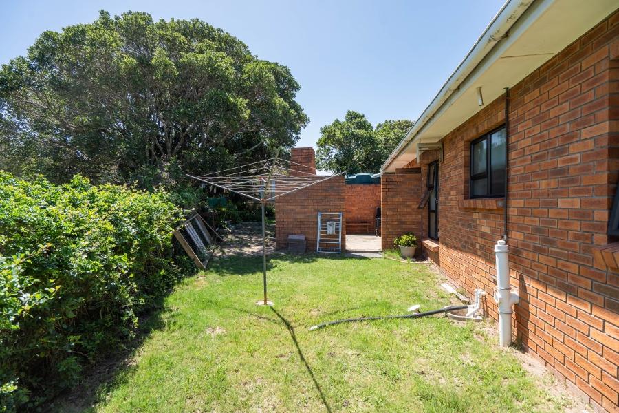 3 Bedroom Property for Sale in Seafield Eastern Cape